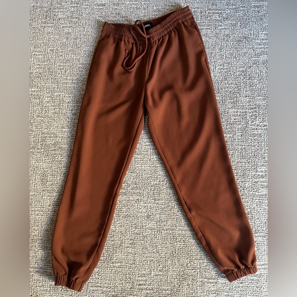Express joggers